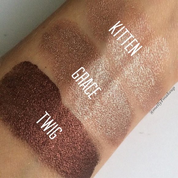 STILA Shimmer & Glow Liquid Eyeshadow- GRACE - Picture 12 of 13